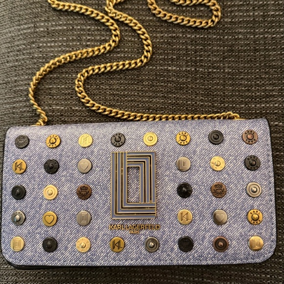 KARL LAGERFELD PARIS
Kosette Leather Wallet Crossbody
Crafted w/ leather denim - Picture 2 of 10